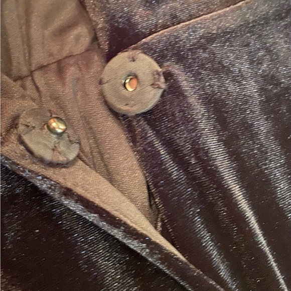 Clover and Sloane Black Velvet Dress Size 2 NWT - Picture 6 of 11